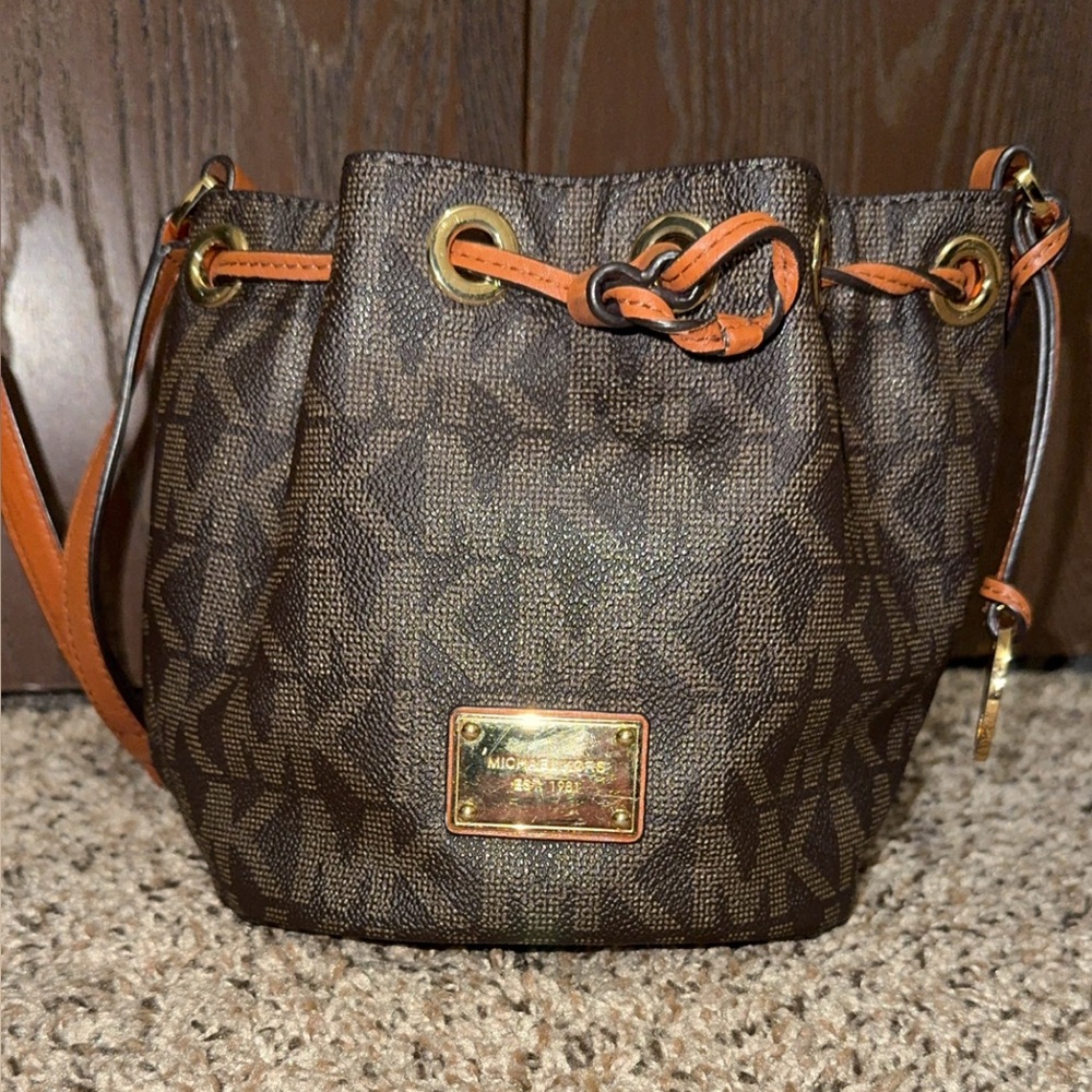 Michael Kors Small Crossbody Bucket Bag